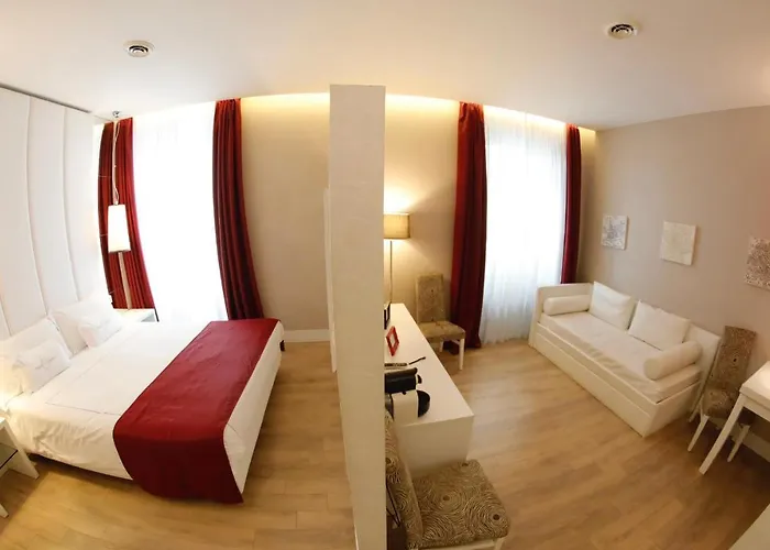 Tullia&prisca Relais בית הארחה 4*