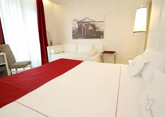 בית הארחה Tullia&prisca Relais 4*